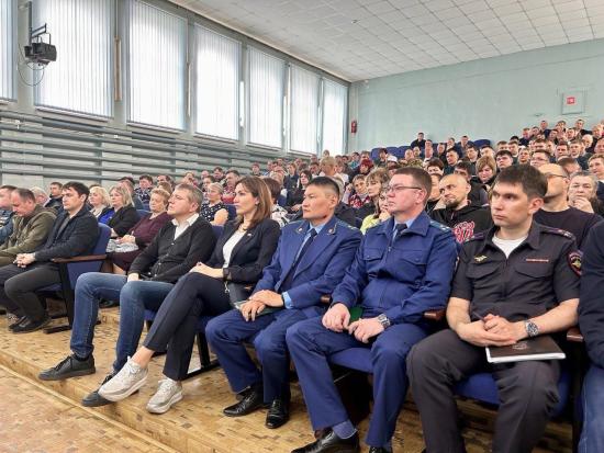 В отдаленные поселки Братского района в этом году направят три пожарные машины