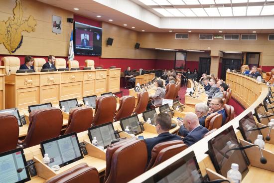 Проблемы пассажирских перевозок в Иркутской области обсудили на расширенном заседании коллегии КСП
