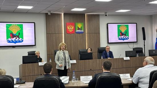 Депутаты ЗС поздравили глав муниципалитетов, вступивших в должность по итогам сентябрьских выборов