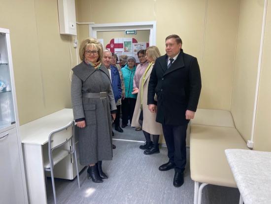 Галина Кудрявцева держит на контроле строительство и ремонт социально важных объектов в Иркутском районе