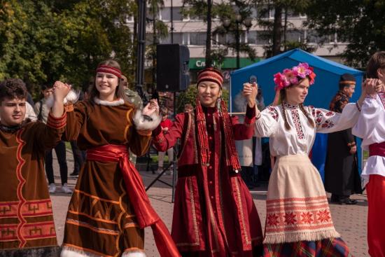 Год культурного наследия народов России закроют в Иркутской области праздничным концертом