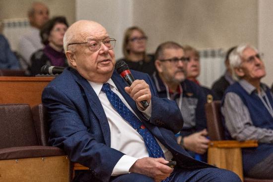 Академик Михаил Кузьмин отмечает 80-летний юбилей