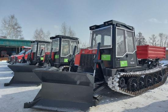 Новая лесопожарная техника начала поступать в Иркутскую область