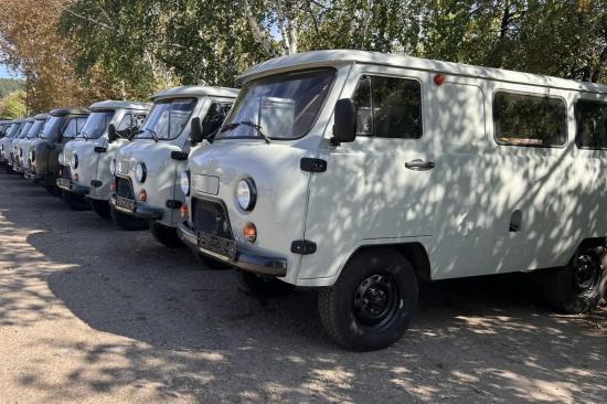 Семь автомобилей УАЗ для патрулирования лесов поступило в Иркутскую область