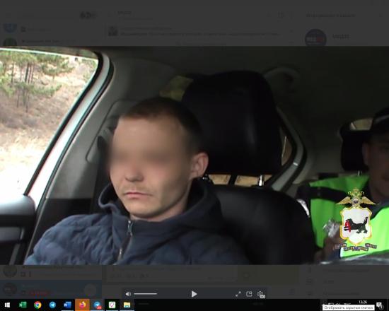 Десять суток ареста получил водитель, выехавший на площадь у мемориала «Вечный огонь»