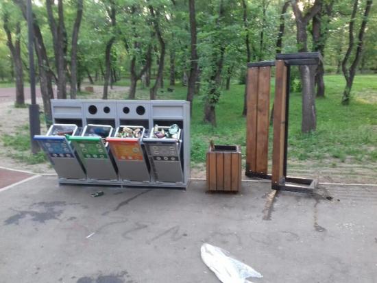 Вандалы разрушили Лисихинский парк в Иркутске
