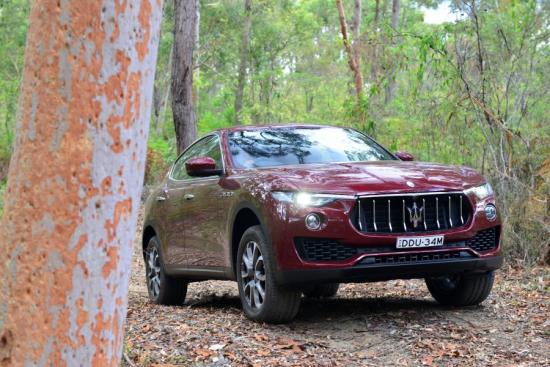 Владелец Maserati Levante, разбивший ее на Байкальском тракте, получил почти 6 млн рублей страховки