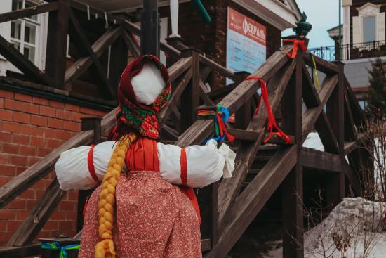 Масленичную неделю широко отметят в Ремесленном подворье в Иркутске