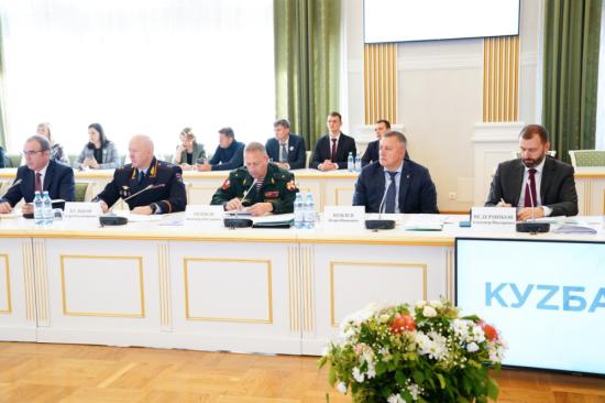 Спикер ЗС Иркутской области Александр Ведерников принял участие в работе Совета законодателей и МАСС «Сибирское соглашение»