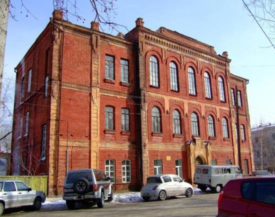 Иркутский базовый медицинский колледж отмечает 125-летие со дня основания