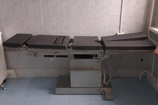 Черемховская городская больница получила новые операционные столы