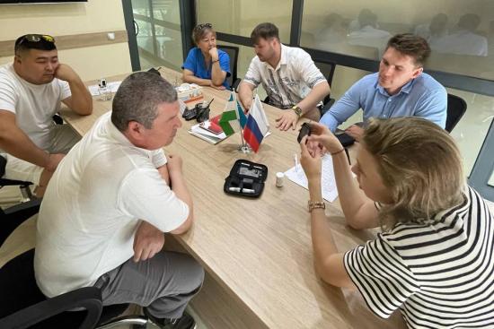 Иркутская компания начнет экспортировать в Узбекистан глюкометры и тест-полоски для них
