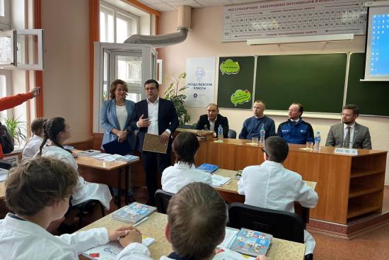 Новый «Менделеевский класс» начал подготовку будущих химиков в лицеи № 1 Усолье-Сибирском