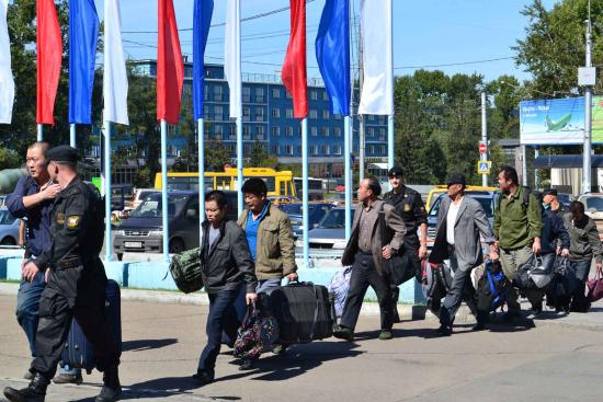 Иркутскую область покинут 73 нелегала
