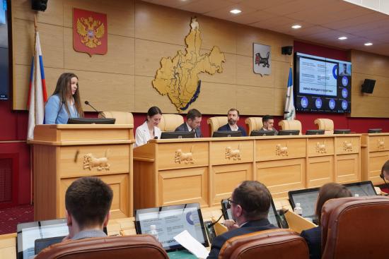 Волонтеров в Иркутской области поддержат на законодательном уровне