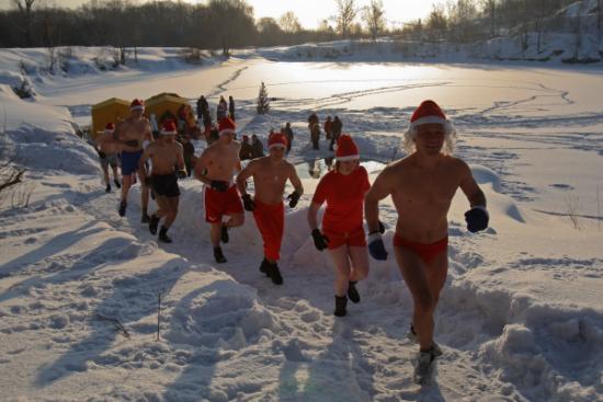 Забег "моржей" в купальниках впервые пройдет в Иркутске