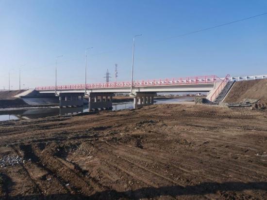 Мост через реку Куда с современной системой очистки воды ввели в эксплуатацию в Иркутском районе