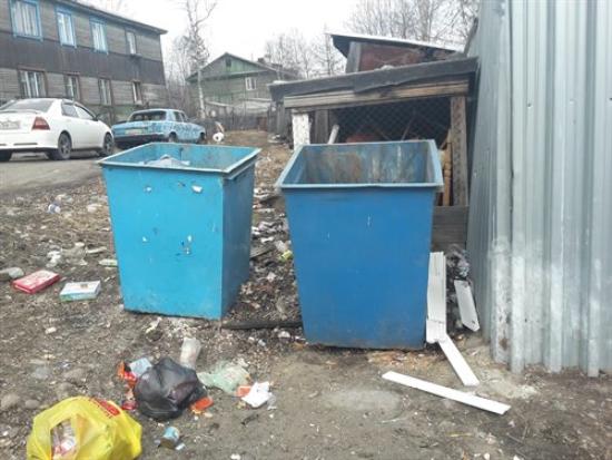 Контейнерные площадки Иркутска приводят в порядок