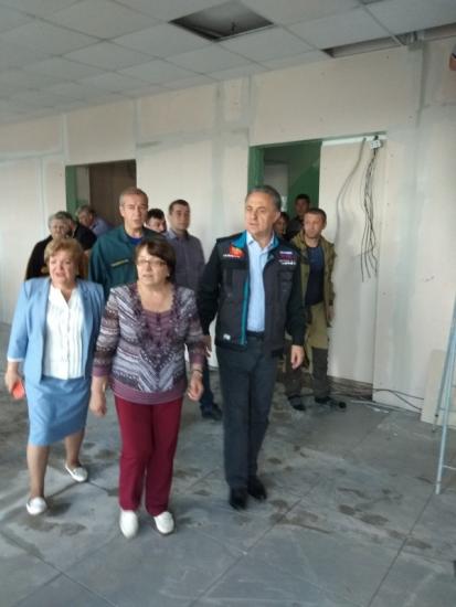 Виталий Мутко и Сергей Меняйло находятся с рабочей поездкой в населенных пунктах Приангарья, пострадавших от паводков