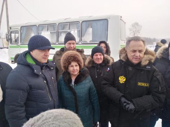 Виталий Мутко и Игорь Кобзев отправились в пострадавшие от паводка территории