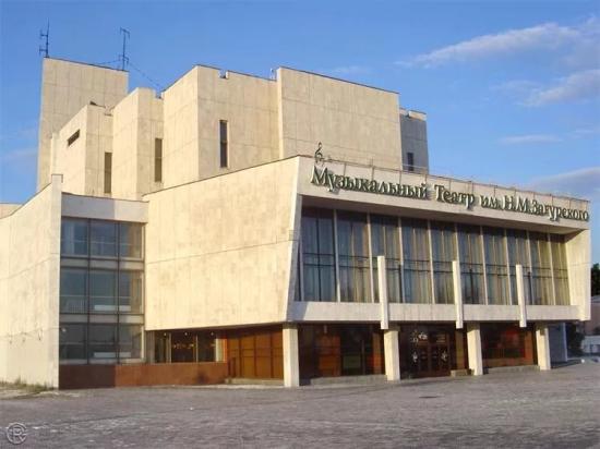 Иркутский музыкальный театр до конца мая проведет торжества в честь 80-летия