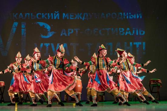 В Иркутске стартовал международный ART-фестиваль-конкурс «Vivat, талант!»