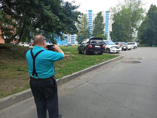 Нарушения парковки во дворах Октябрьского округа Иркутска чаще всего фиксировали на Байкальской, Советской, Ржанова и Постышева