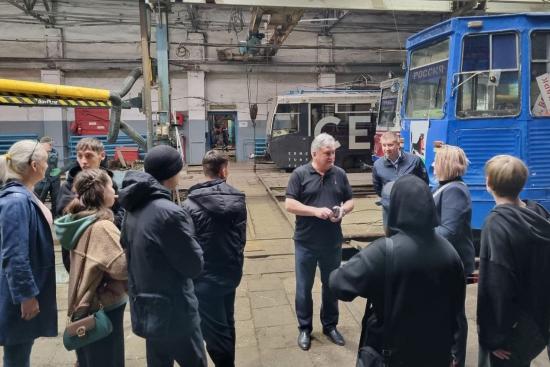 Предприятия Приангарья откроют площадки для школьников и студентов во время акции «Неделя без турникетов»