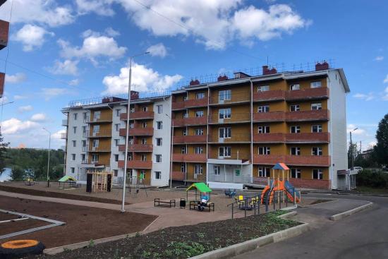 В Братске к вводу готовят завершающие программу переселения из аварийного жилья три пятиэтажных блок-секции