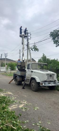 «Облкоммунэнерго» планирует устранить последствия урагана к вечеру понедельника