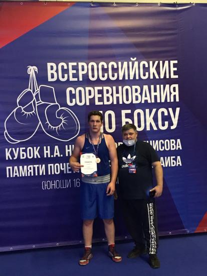 Орудж Мамедов из Вихоревки стал третьим на всероссийских соревнованиях по боксу