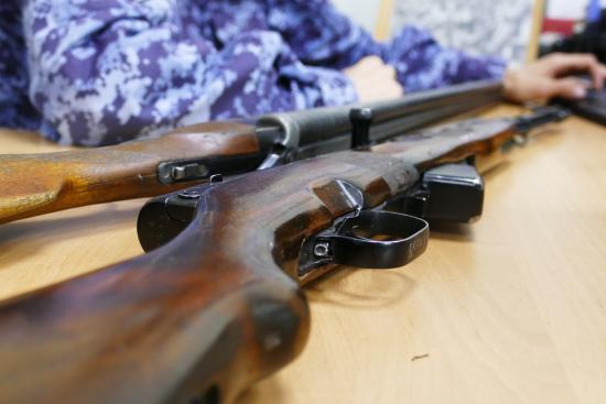 Жители Иркутской области с начала года сдали 59 единиц незарегистрированного оружия