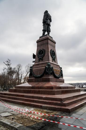 Памятник Александру III в Иркутске восстановят за счет бюджета