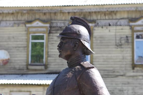 Памятник первому брандмайору города открыли в Иркутске