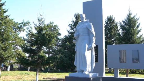Мемориал погибшим в Великой Отечественной войне восстановили в селе Нижняя Заимка по инициативе Натальи Дикусаровой