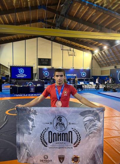 Ангарский спортсмен Иброхим Нозимов выиграл бронзовую награду на первенстве мира по панкратиону в Греции