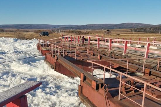 В село Магдан Качугского района, где сорвало понтонный мост через реку Лена, организован альтернативный проезд