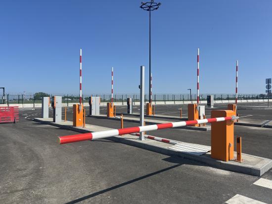 Новую парковку возле терминала прилёта запустили в аэропорту Иркутска