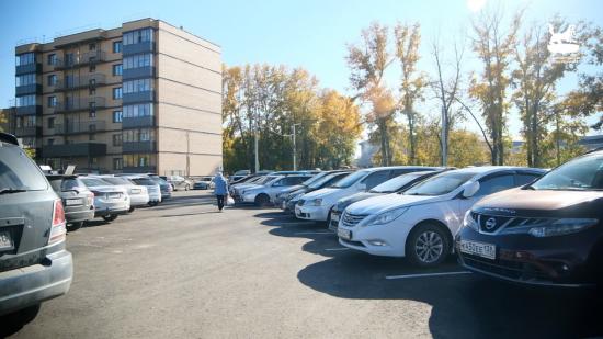 Новую парковку обустроили на улице Новаторов в Иркутске