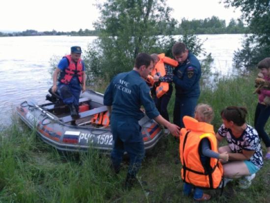 Паводок в Иркутской области приближается к Чунскому и Зиминскому районам