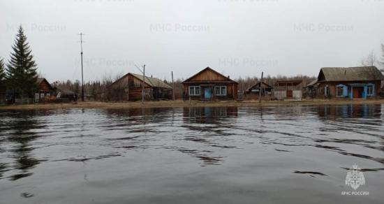 В двух селах Катангского района на утро 18 мая остаются подтопленными 120 домов