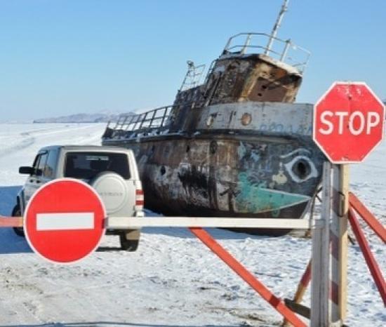 МЧС: Переправа на остров Ольхон закрыта и опасна для передвижения