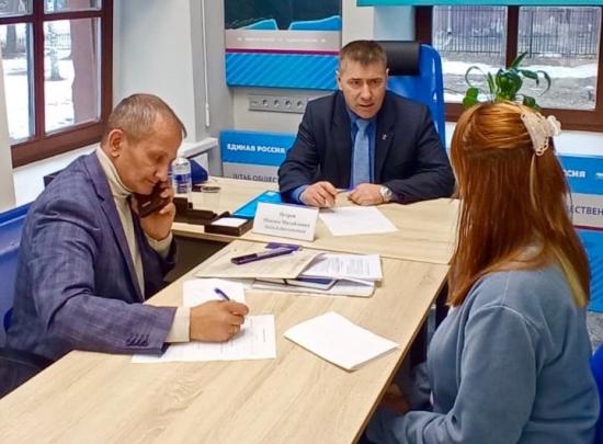 К решению проблем с ипотекой семьи участника СВО из Иркутска подключился депутат ЗС Максим Петров