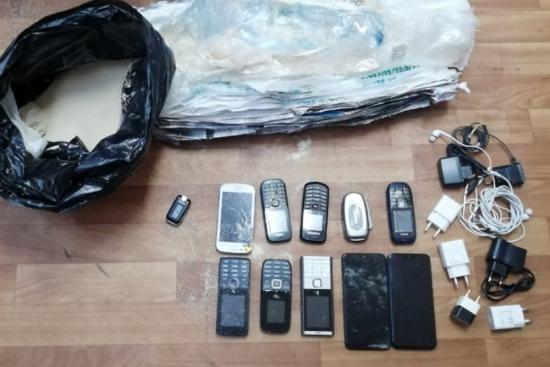 Дрожжи и телефоны в очередной раз попытались передать в ангарскую колонию осужденным
