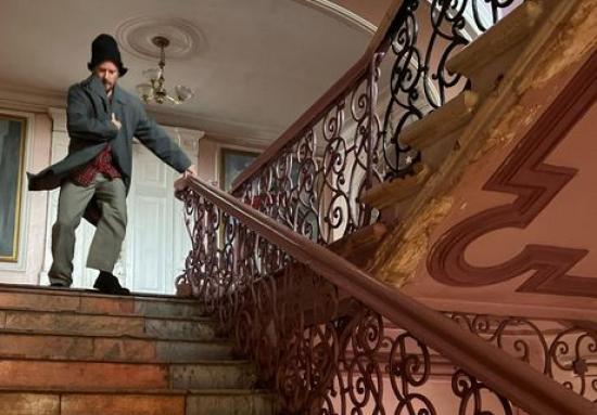 Театр пилигримов поставил драйв-мюзикл по роману Достоевского «Преступление и наказание»