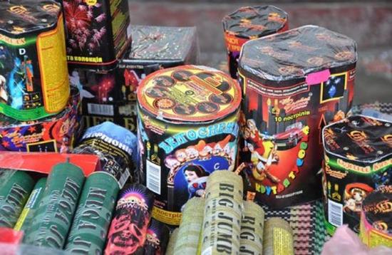 В Иркутске проходят рейды по местам продаж пиротехники