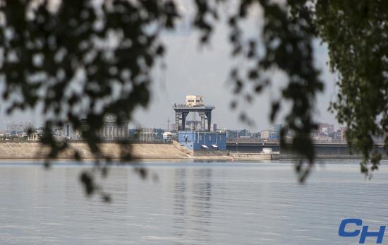 Иркутскавтодор 28 июня начнет замену бордюрного камня на автодороге плотины Иркутской ГЭС