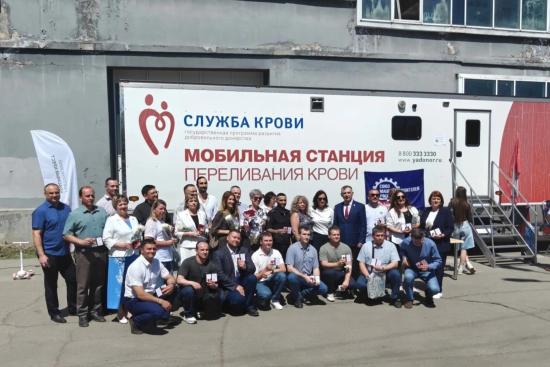 Нагрудные знаки «Почетный донор России» вручили 40 жителям Приангарья