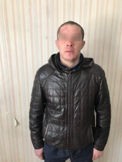 Накануне около пяти часов утра в городскую больницу был доставлен подросток с серьезными повреждениями головы В Черемхово мужчина разбил кочергой голову подростку