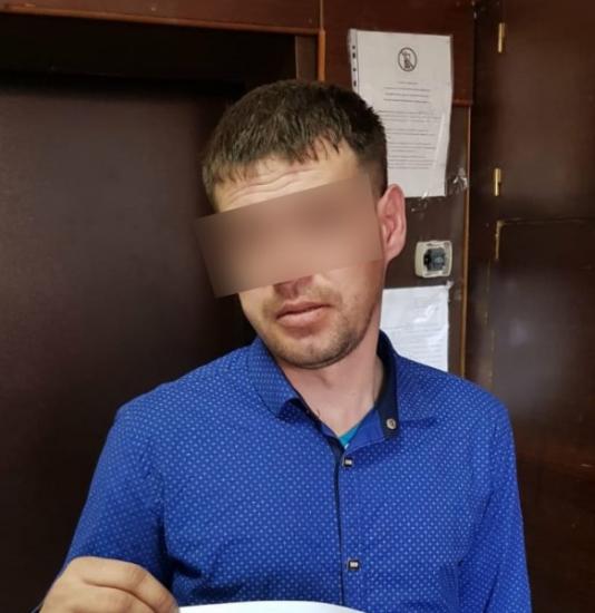 Шелеховчанин украл телефон у инвалида-колясочника